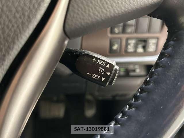 Toyota ESQUIRE 2018-06 7616412-12