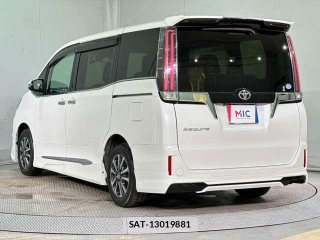 Toyota ESQUIRE 2018-06 7616412-6