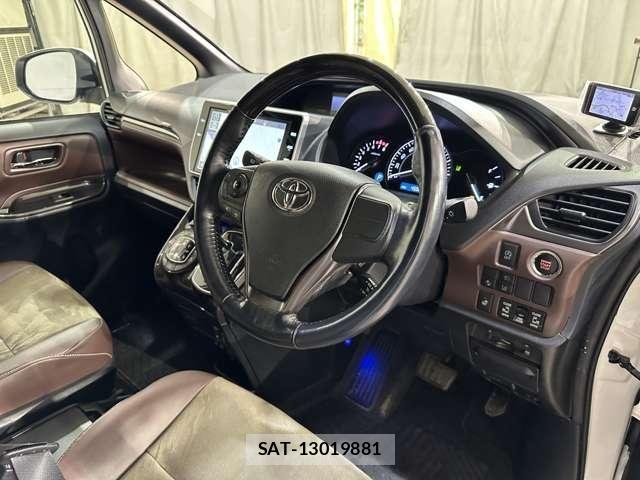 Toyota ESQUIRE 2018-06 7616412-8