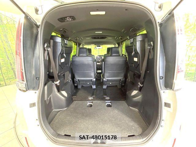 Toyota ESQUIRE 2019-11 7616413-10