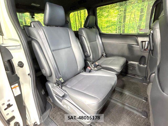 Toyota ESQUIRE 2019-11 7616413-8