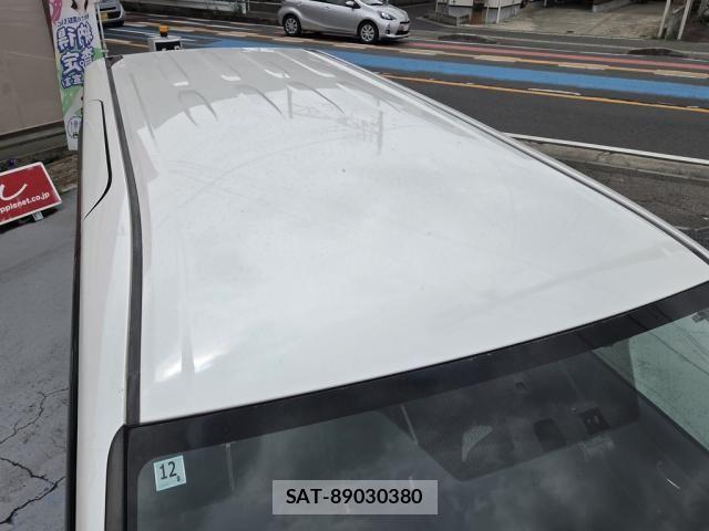 Toyota ESQUIRE 2014-12 7616421-12