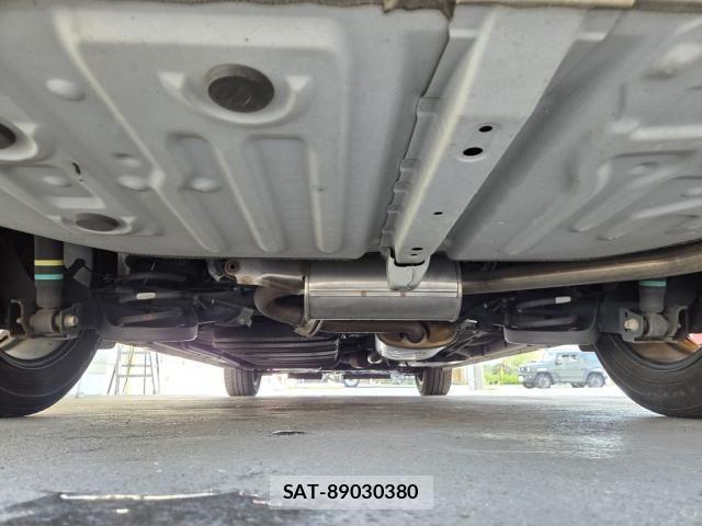 Toyota ESQUIRE 2014-12 7616421-19