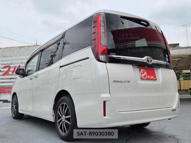 Toyota ESQUIRE 2014-12 7616421-3