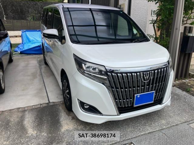Toyota ESQUIRE 2017-07 7616422-1