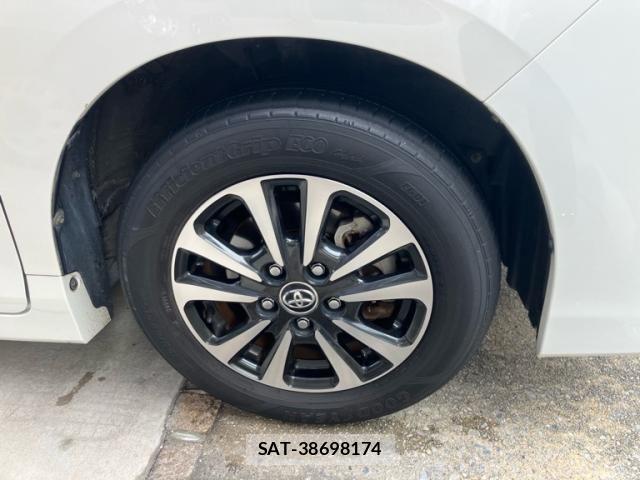 Toyota ESQUIRE 2017-07 7616422-4