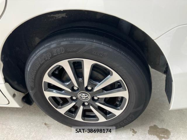 Toyota ESQUIRE 2017-07 7616422-6