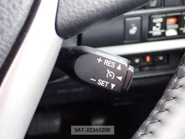 Toyota ESQUIRE 2021-04 7723091-11