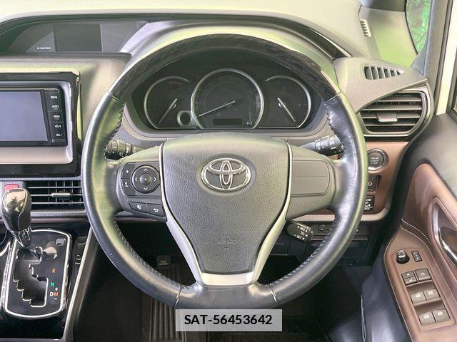Toyota ESQUIRE 2014-12 7723097-11