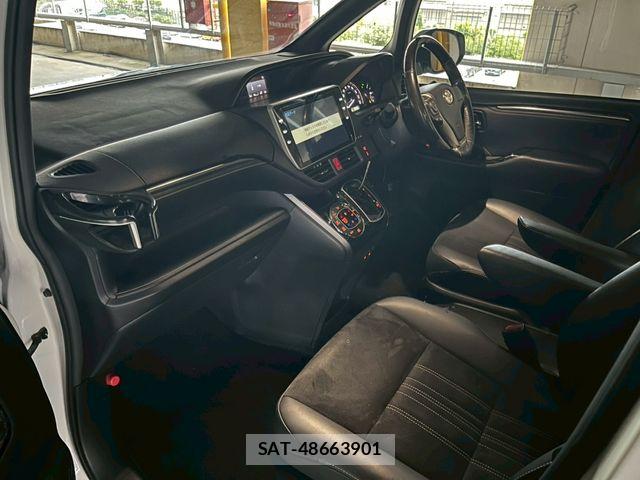 Toyota ESQUIRE 2021-01 7876317-12