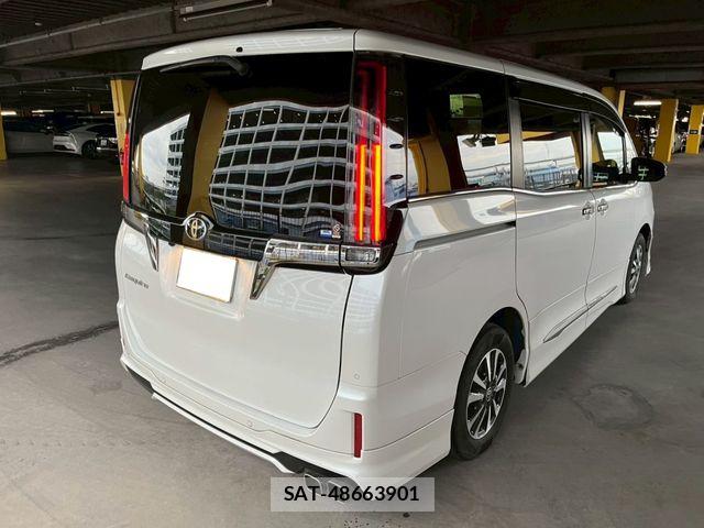 Toyota ESQUIRE 2021-01 7876317-4