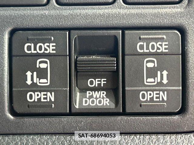 Toyota ESQUIRE 2016-03 7876320-4