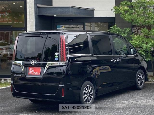 Toyota ESQUIRE 2018-07 7876321-2