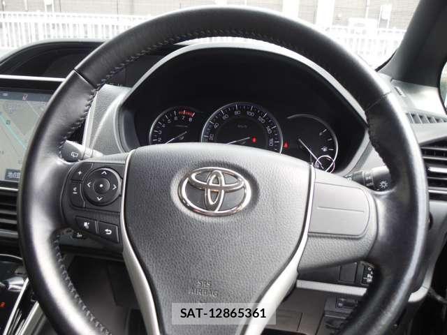 Toyota ESQUIRE 2016-08 7876323-26