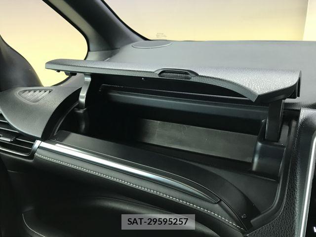Toyota ESQUIRE 2021-07 7876319-16