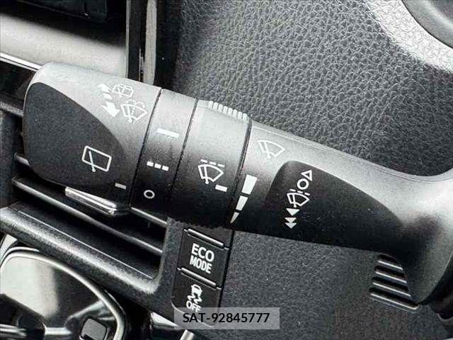 Toyota ESQUIRE 2015-11 7902575-23