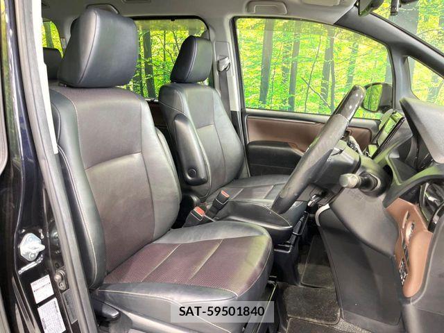 Toyota ESQUIRE 2015-07 7961520-7