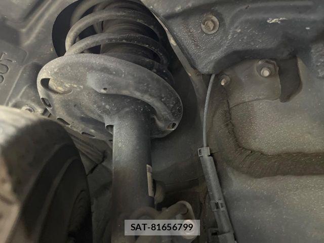 Toyota ESQUIRE 2018-12 7979154-19