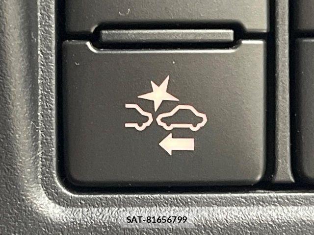 Toyota ESQUIRE 2018-12 7979154-6
