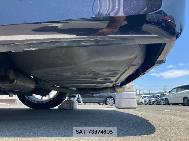 Toyota ESQUIRE 2018-04 7979158-12