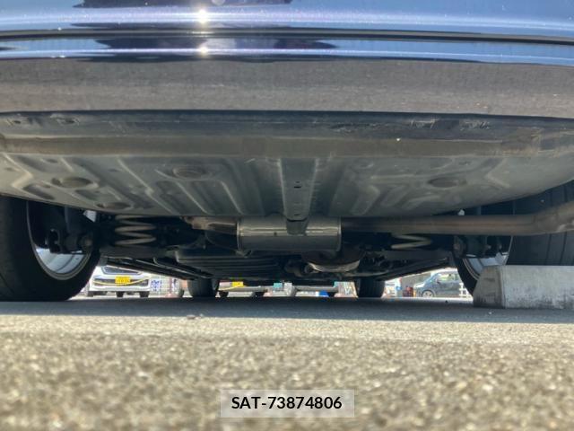 Toyota ESQUIRE 2018-04 7979158-13