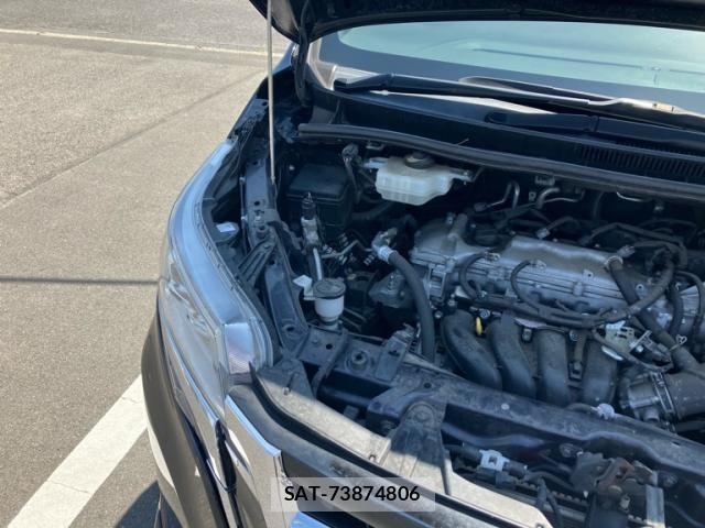 Toyota ESQUIRE 2018-04 7979158-17