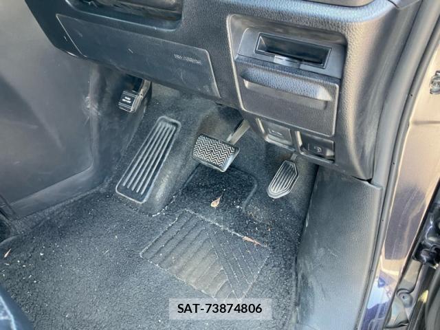 Toyota ESQUIRE 2018-04 7979158-26