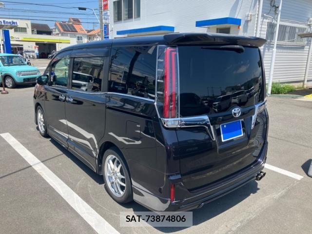 Toyota ESQUIRE 2018-04 7979158-3