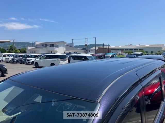 Toyota ESQUIRE 2018-04 7979158-4