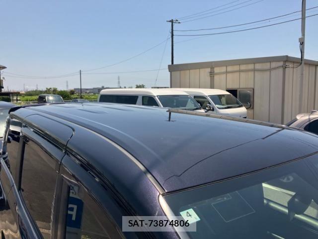 Toyota ESQUIRE 2018-04 7979158-5