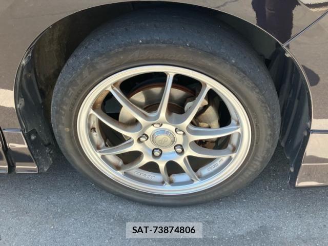 Toyota ESQUIRE 2018-04 7979158-8