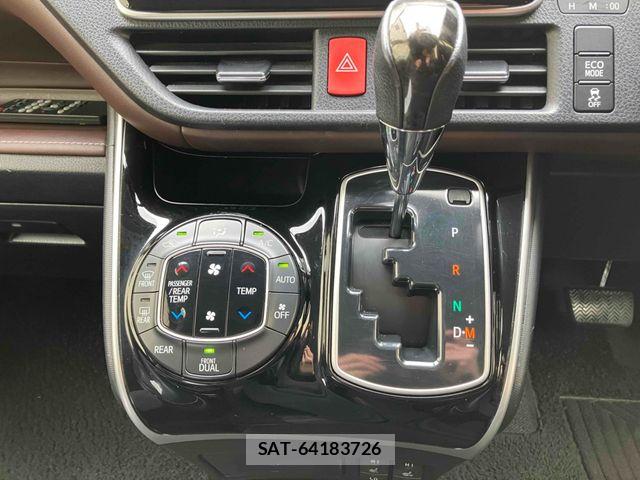 Toyota ESQUIRE 2015-02 7979156-15