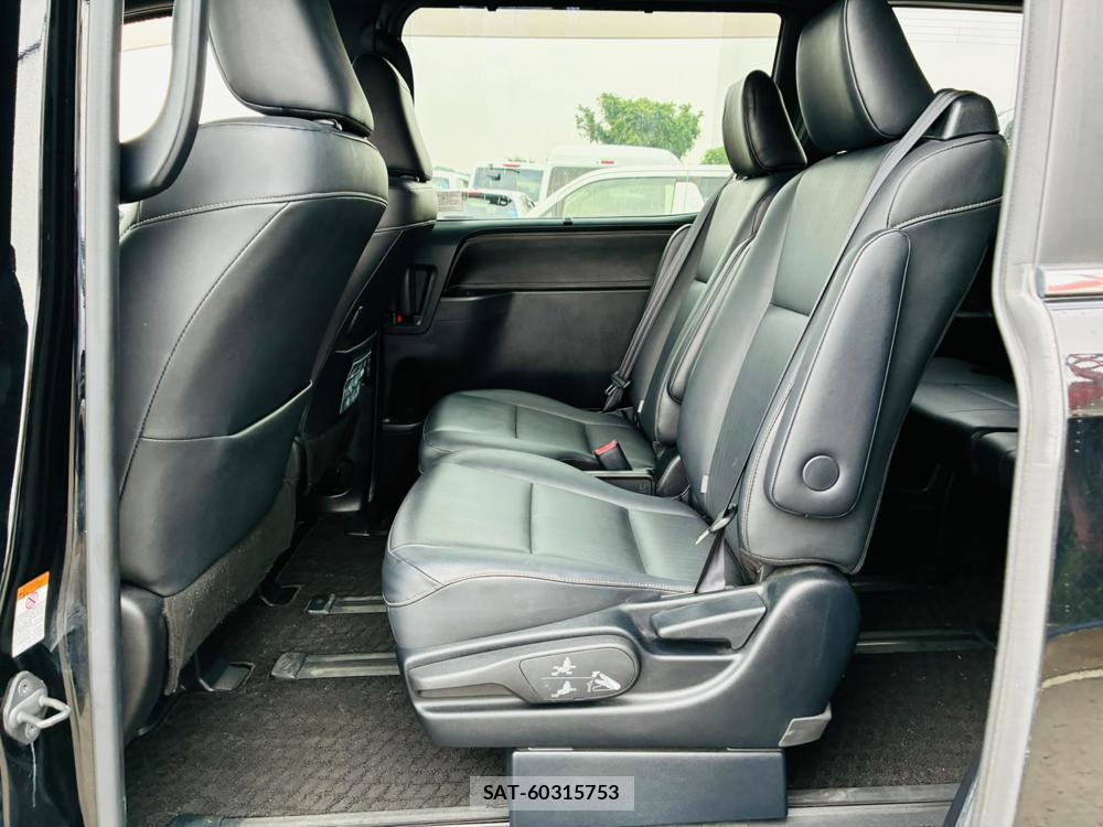 Toyota ESQUIRE 2016-03 7892160-9
