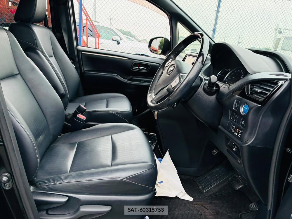 Toyota ESQUIRE 2016-03 7892160-11