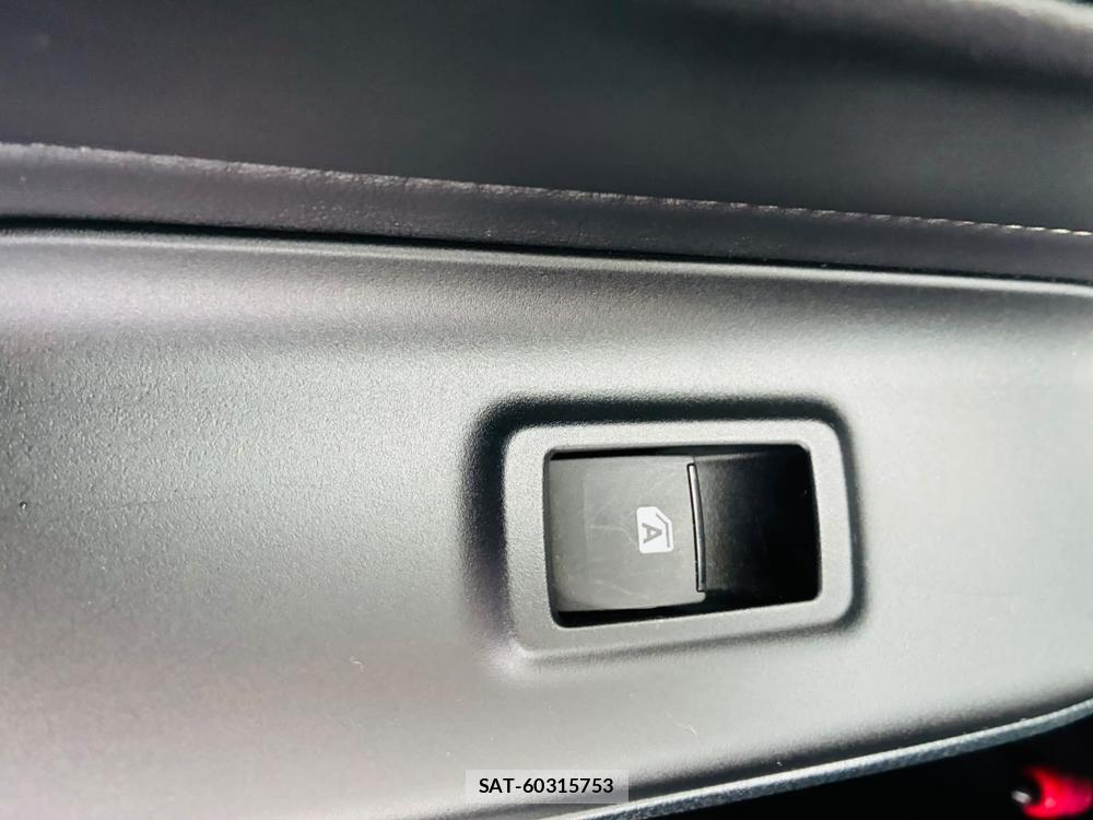 Toyota ESQUIRE 2016-03 7892160-23