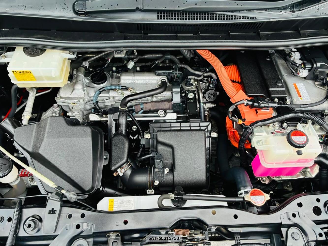 Toyota ESQUIRE 2016-03 7892160-38