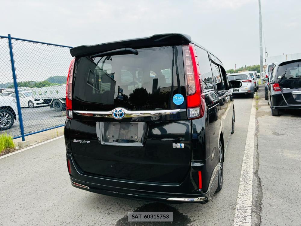 Toyota ESQUIRE 2016-03 7892160-4