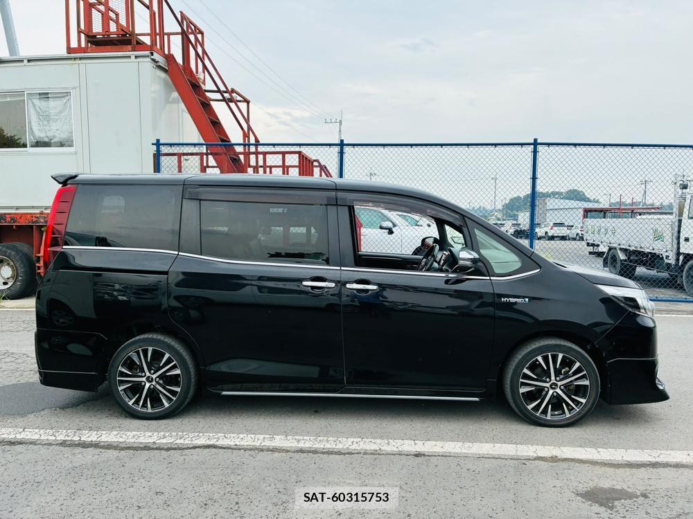 Toyota ESQUIRE 2016-03 7892160-5
