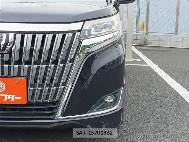 Toyota ESQUIRE 2018-10 8035405-26