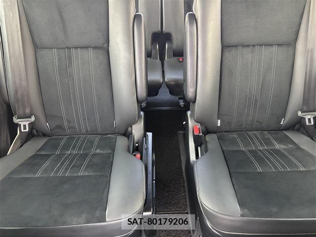 Toyota ESQUIRE 2019-07 8035403-15