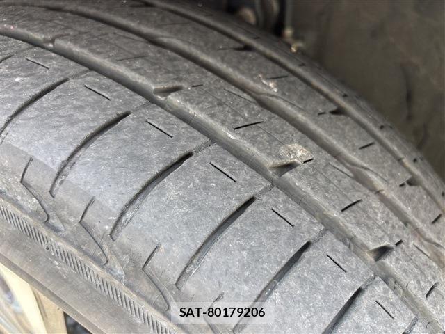 Toyota ESQUIRE 2019-07 8035403-18