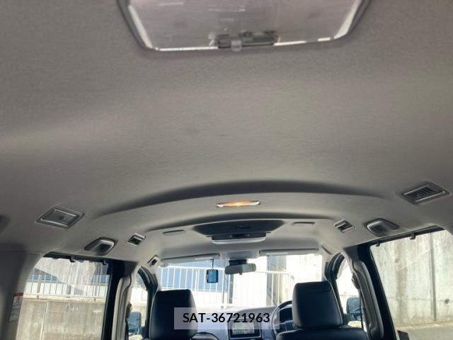 Toyota ESQUIRE 2016-04 8035407-5