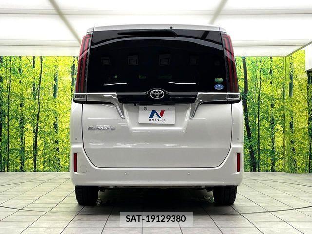 Toyota ESQUIRE 2019-08 8035404-13