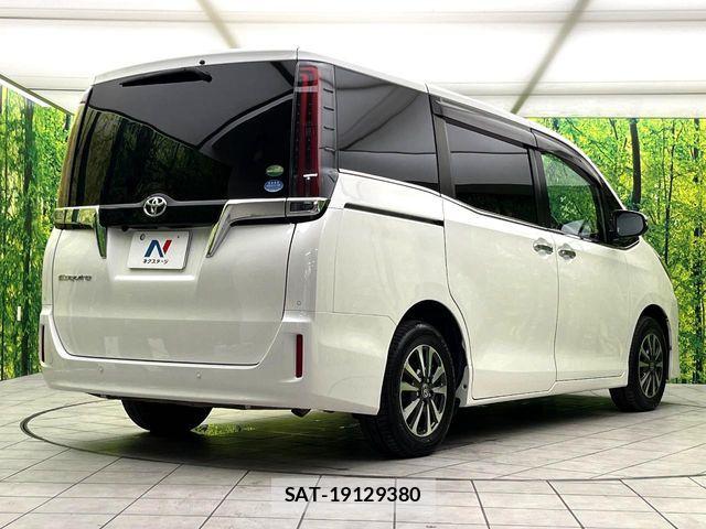 Toyota ESQUIRE 2019-08 8035404-15