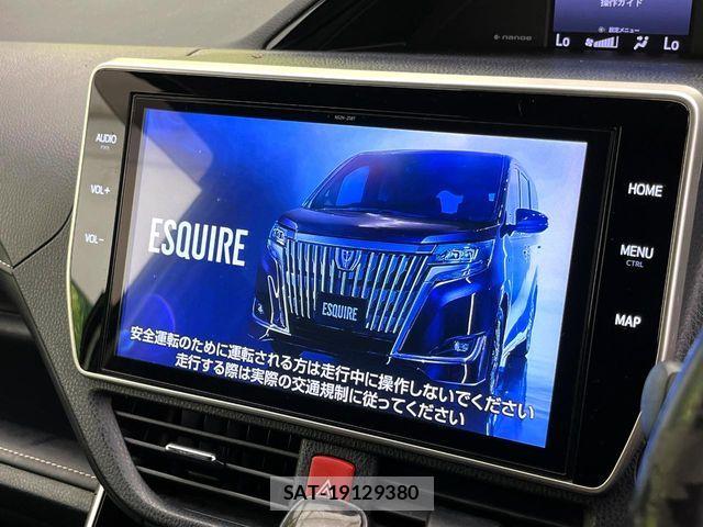 Toyota ESQUIRE 2019-08 8035404-3