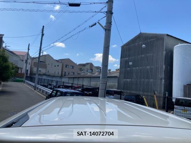 Toyota ESQUIRE 2015-04 8035406-10