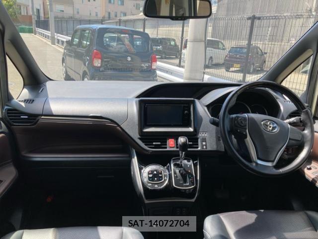 Toyota ESQUIRE 2015-04 8035406-16