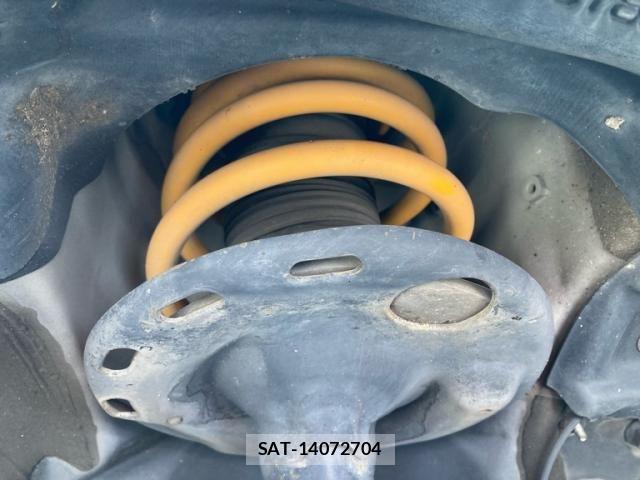 Toyota ESQUIRE 2015-04 8035406-18