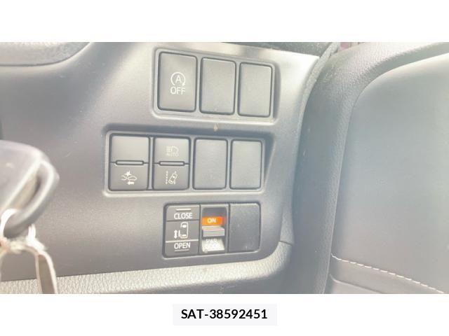 Toyota ESQUIRE 2016-11 8073675-17