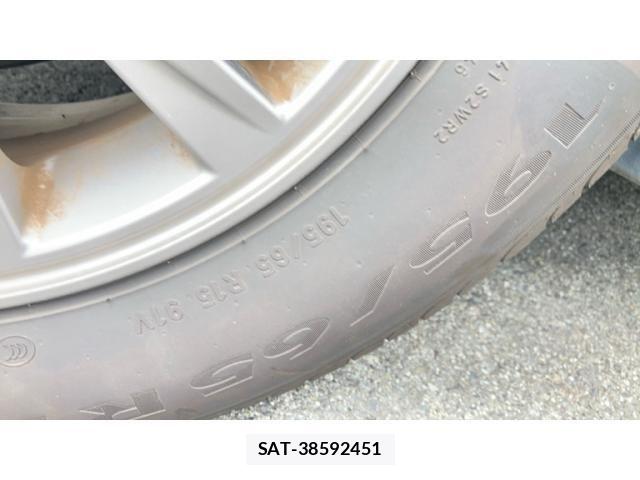 Toyota ESQUIRE 2016-11 8073675-22